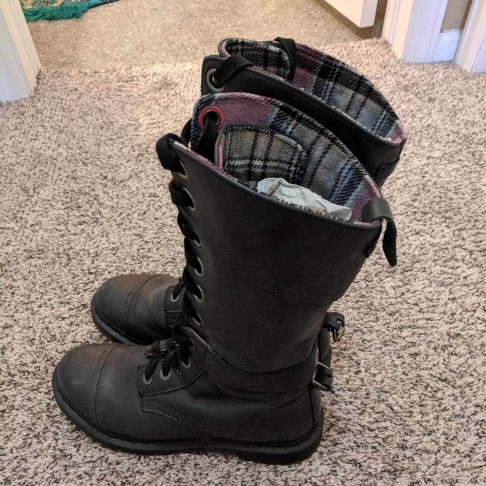 Dr. Martens Triumph 1914 punk/grunge boots size 10